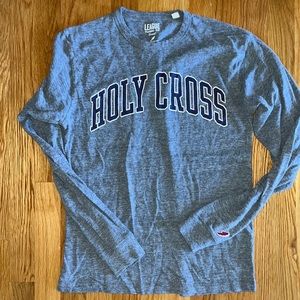 College of The Holy Cross T-Shirt Size Small Gray